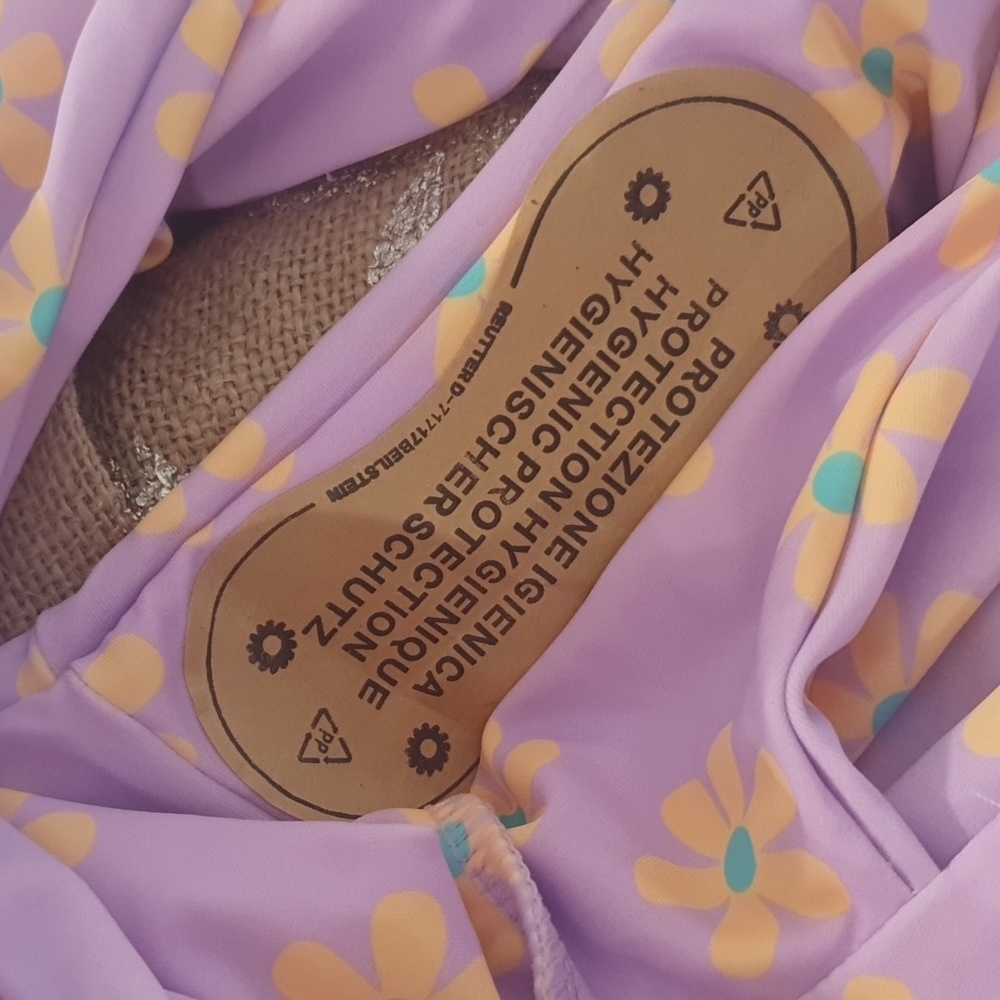 NEW Princess Polly Size 8 One Piece Cut Out Swimmers Purple and Yellow Flowers - Picture 4 of 7